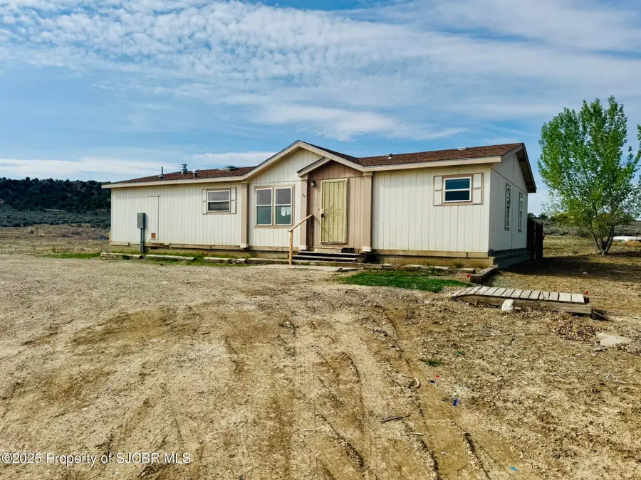 118 Road 3566, Flora Vista, NM 87415 - Image #2