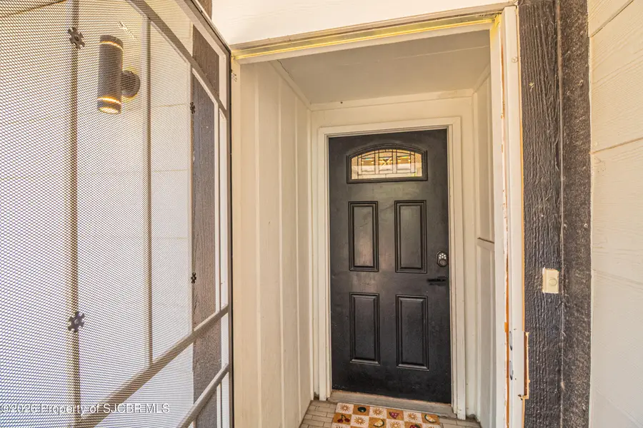 5602 Arroyo, Farmington, NM 87402 - #2