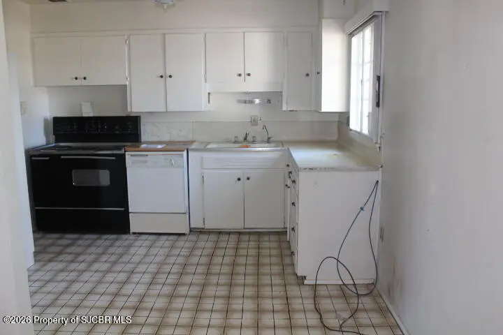507 E 16th, Farmington, NM 87401 - #2