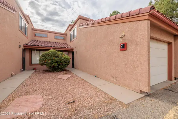 5200 Villa View, Farmington, NM 87402