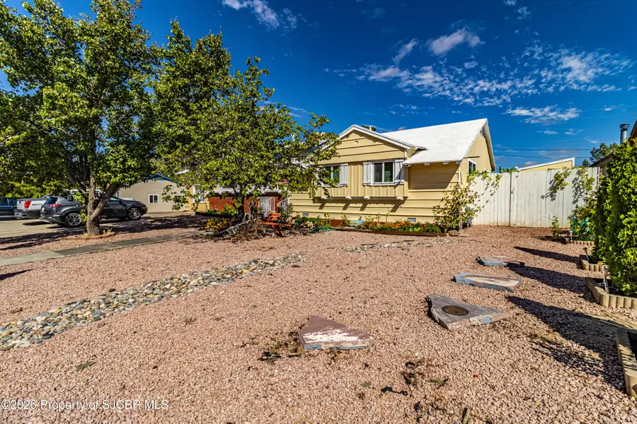 4020 Cedar, Farmington, NM 87402 - #2