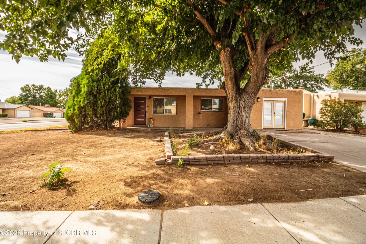 2333 E 12th, Farmington, NM 87401 - #1