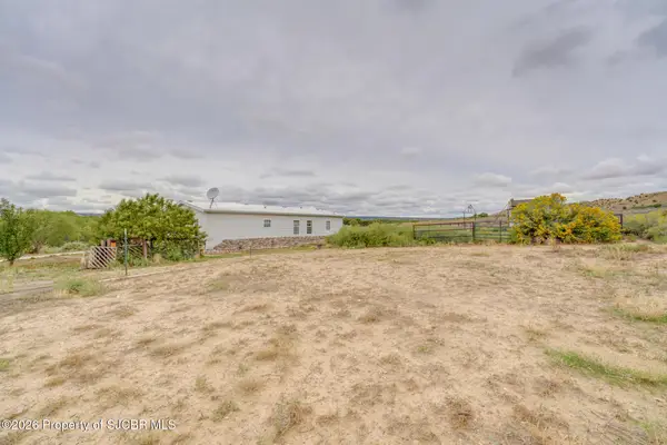 48 Road 1304, La Plata, NM 87418