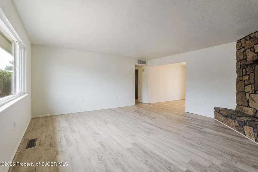 503 W 31st, Farmington, NM 87401 - #2