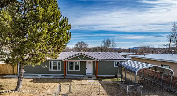 704 S 1st Street, Bloomfield, NM 87413