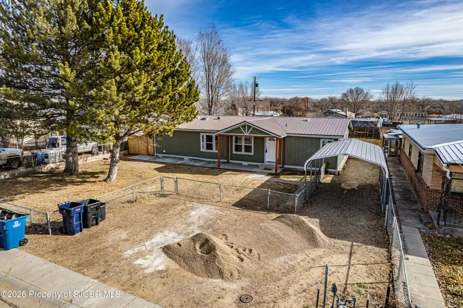704 S 1st Street, Bloomfield, NM 87413 - #2