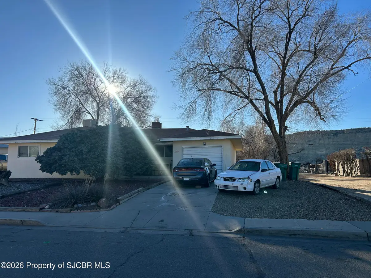1801 Camino Rio, Farmington, NM 87401 - #1