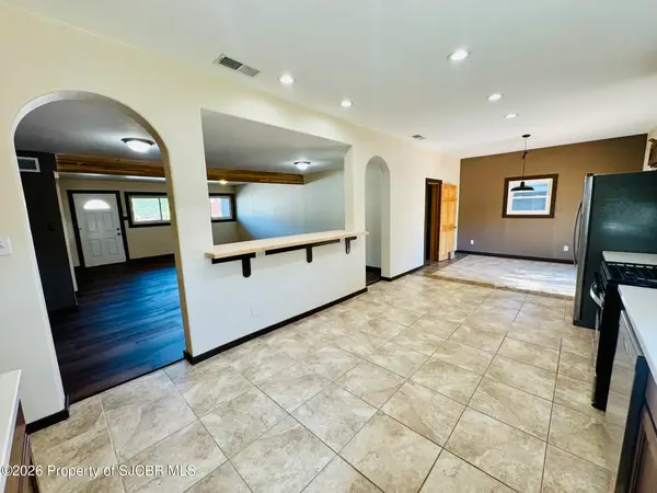 1503 N Carlton Avenue, Farmington, NM 87401