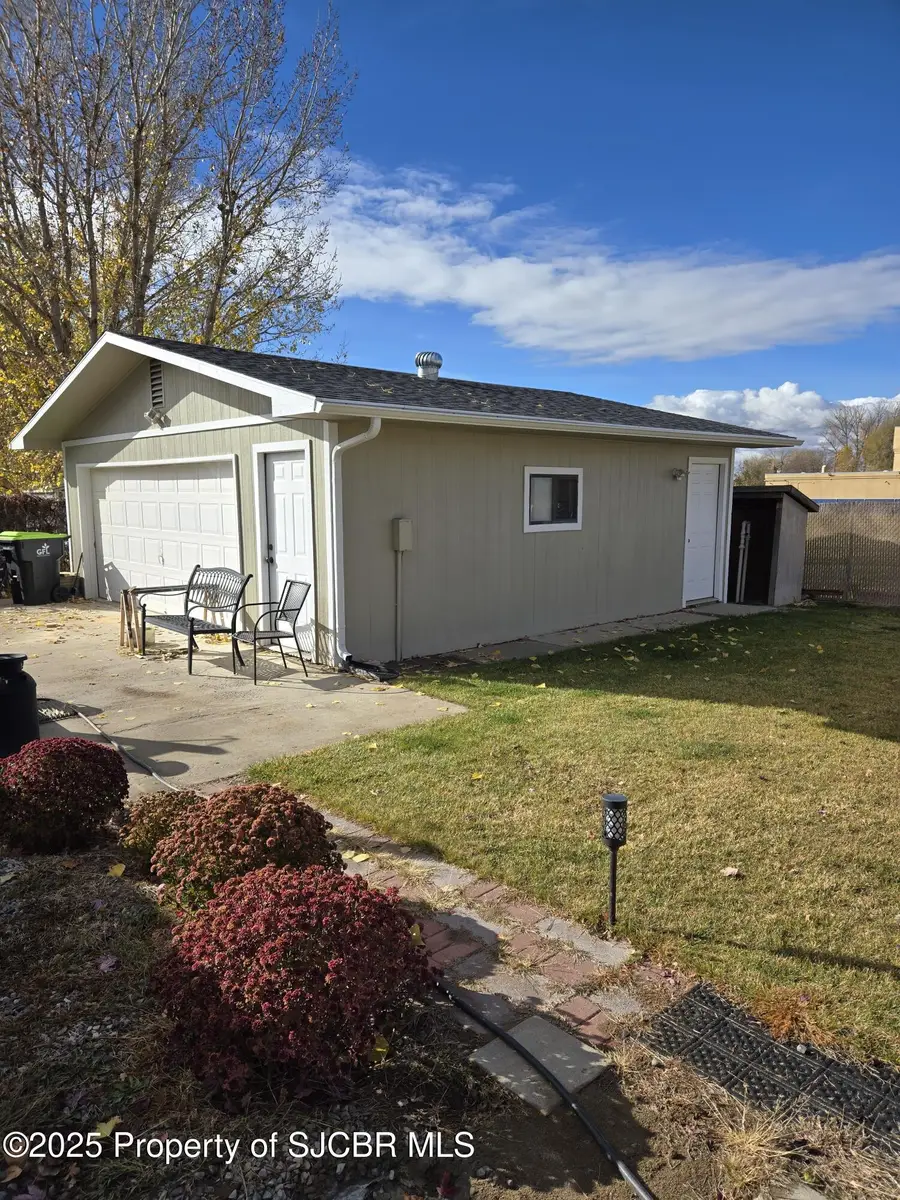 511 N Executive Drive, Bloomfield, NM 87413 - #3
