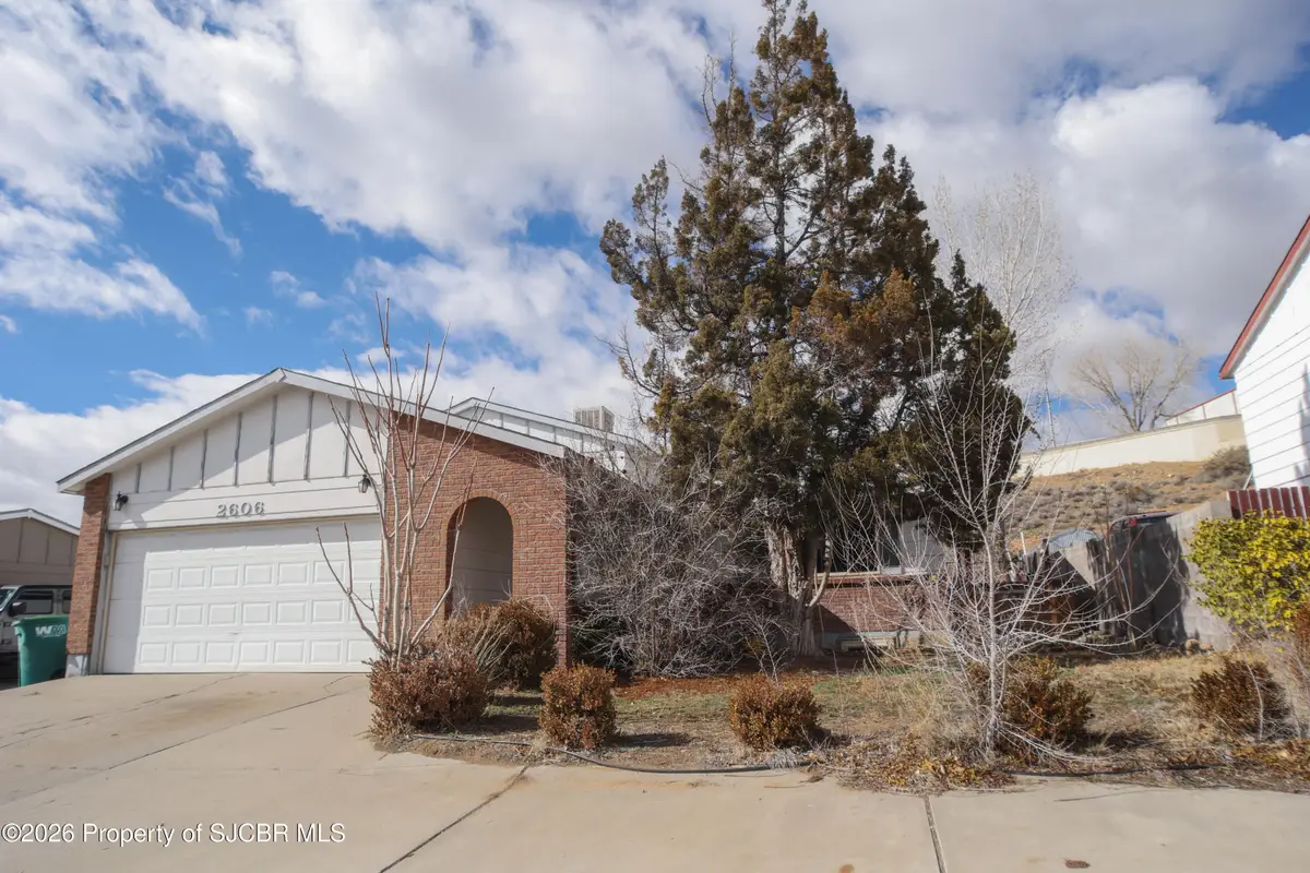 2606 E 30th Street, Farmington, NM 87401 - #1