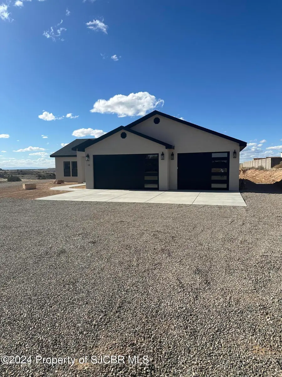 5003 Redwood Avenue, Farmington, NM 87402 - #2