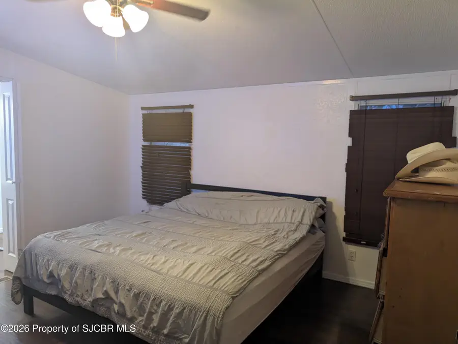 515 N Executive Drive, Bloomfield, NM 87413 - Image #2