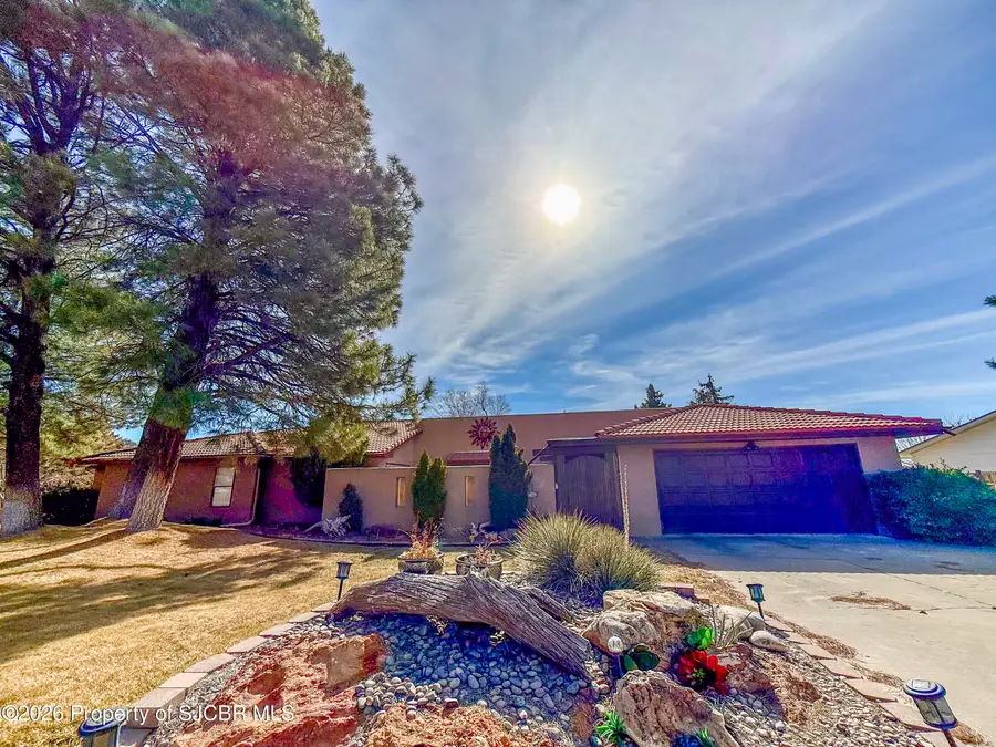 4000 N Dustin Avenue, Farmington, NM 87401 - #2