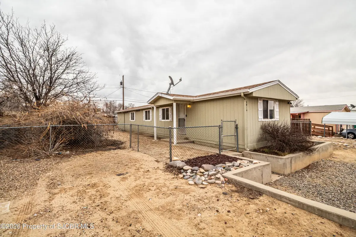 3914 Gold Avenue, Farmington, NM 87402 - #1