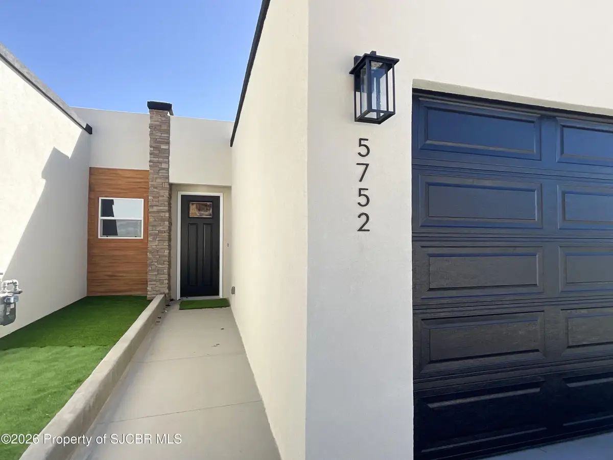 5752 Chance Lane, Farmington, NM 87402 - #1