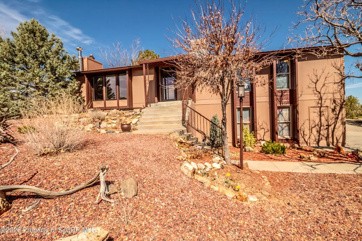 261 Road 5500, Bloomfield, NM 87413 - #1