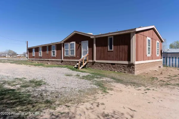 1295 Sycamore Street, Farmington, NM 87401