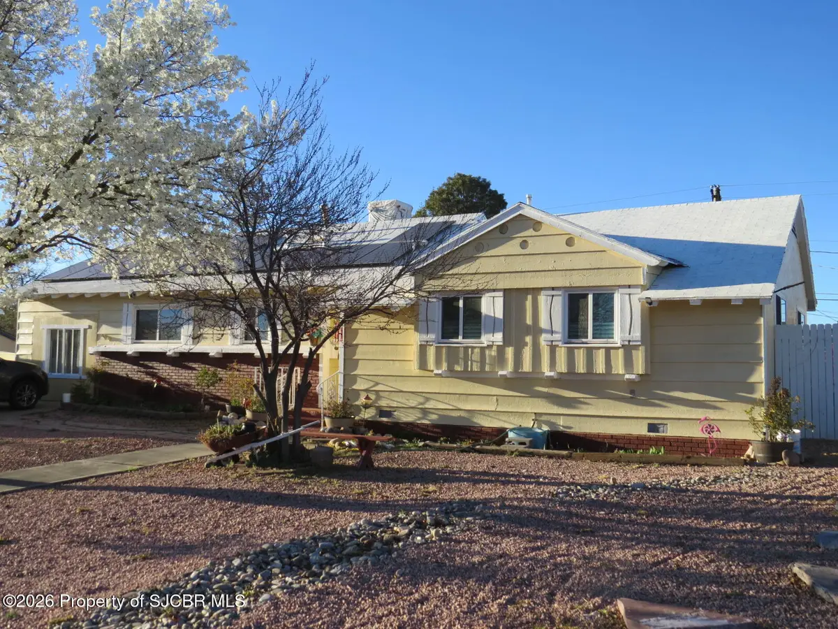 4020 Cedar Drive, Farmington, NM 87402 - #1