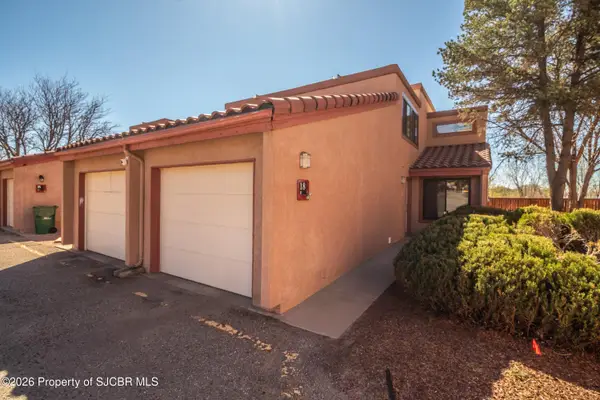 5200 Villa View Drive #18D, Farmington, NM 87402