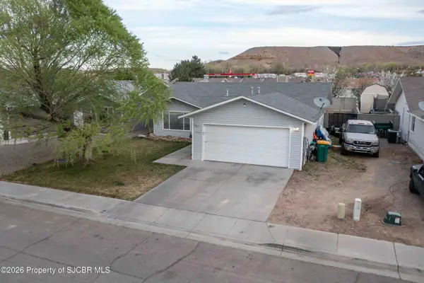 2704 La Habra Street, Farmington, NM 87401