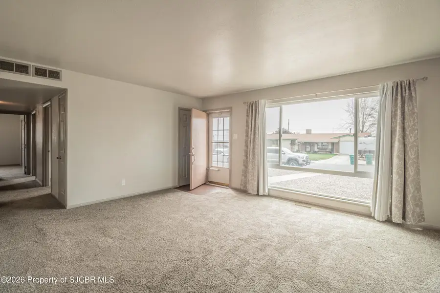 112 W 35th Street, Farmington, NM 87401 - #3