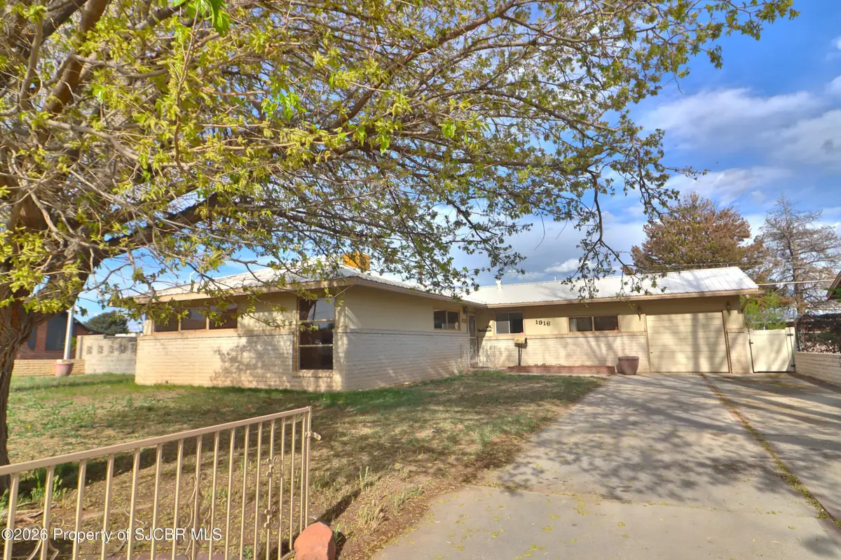 1916 N Wagner Avenue, Farmington, NM 87401 - #1