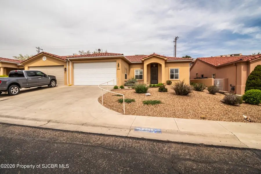 2364 Suntuoso Court, Farmington, NM 87401 - #2