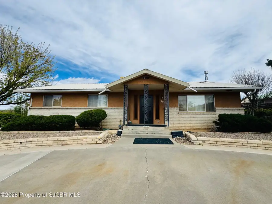 304 W Nambe Street, Farmington, NM 87401 - #3