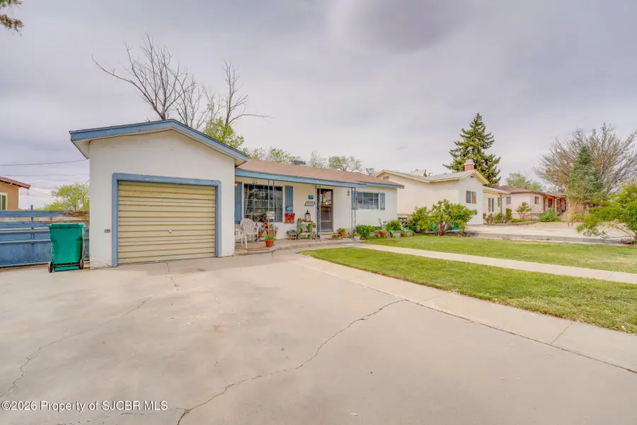 1103 N Orchard Drive, Farmington, NM 87401 - #2