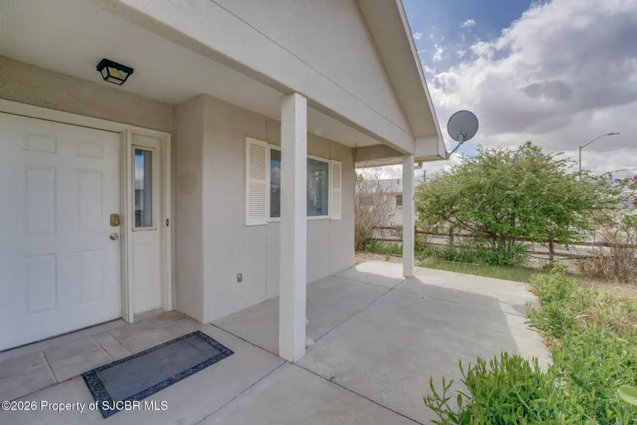 824 N Cholla Street, Bloomfield, NM 87413 - #2