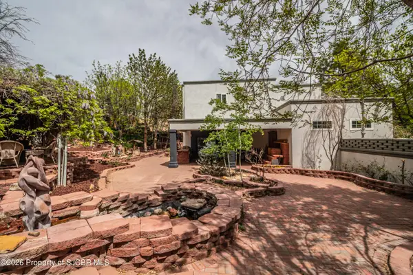 4103 N Dustin Avenue, Farmington, NM 87401