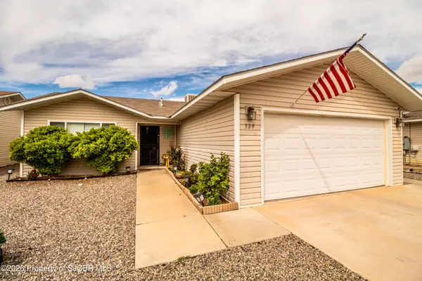 329 Valle Vista Drive, Farmington, NM 87401
