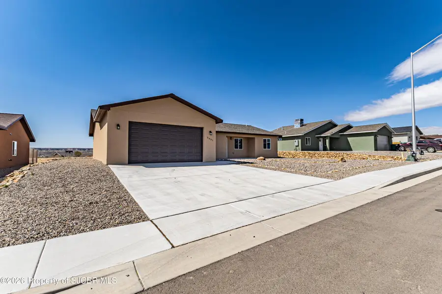 2031 Raptor Street, Farmington, NM 87401 - #3
