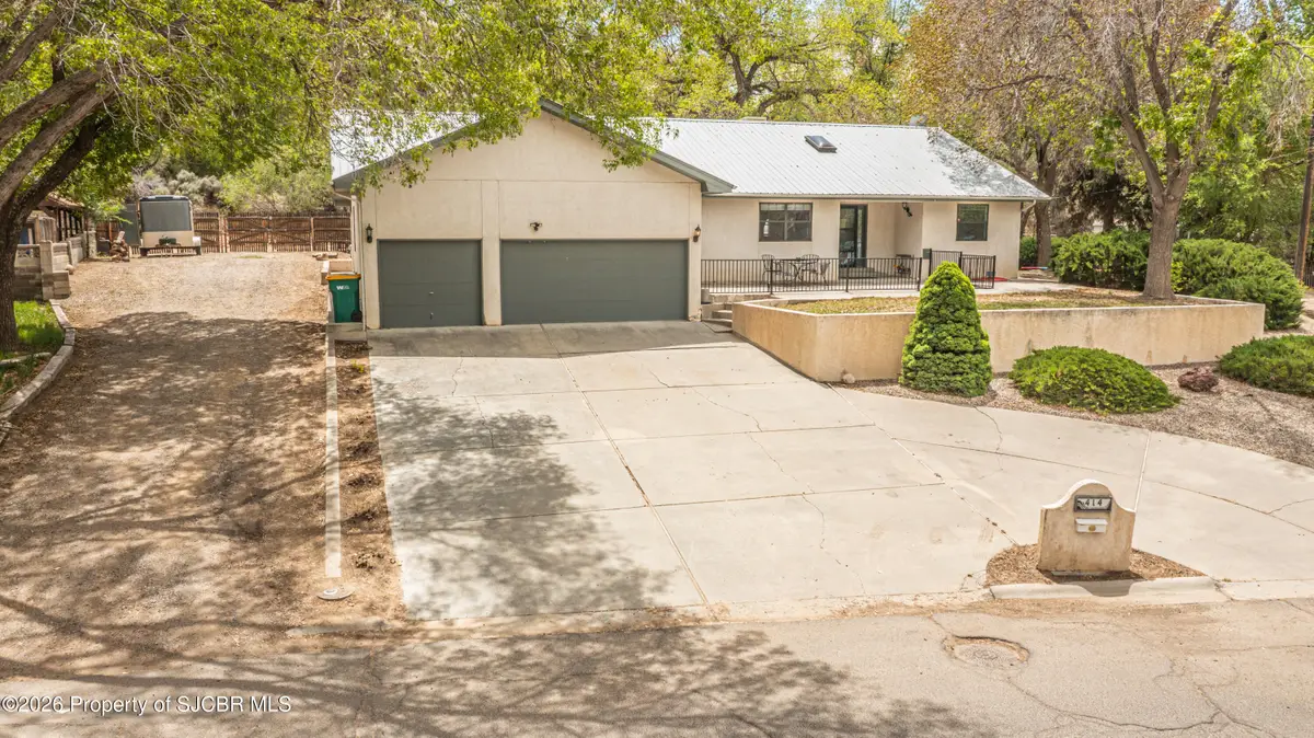 414 S Church Avenue, Aztec, NM 87410 - #1