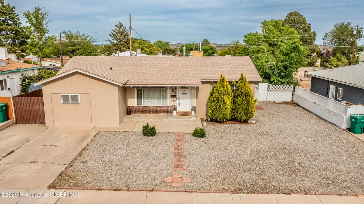 2102 N Cochiti Avenue, Farmington, NM 87401 - #1