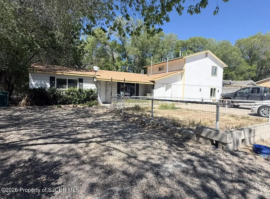 401 E Blanco Street, Aztec, NM 87410 - #1