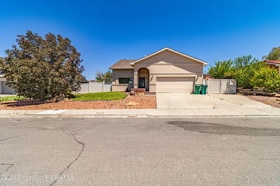 504 E Diamond Street, Farmington, NM 87401 - #3