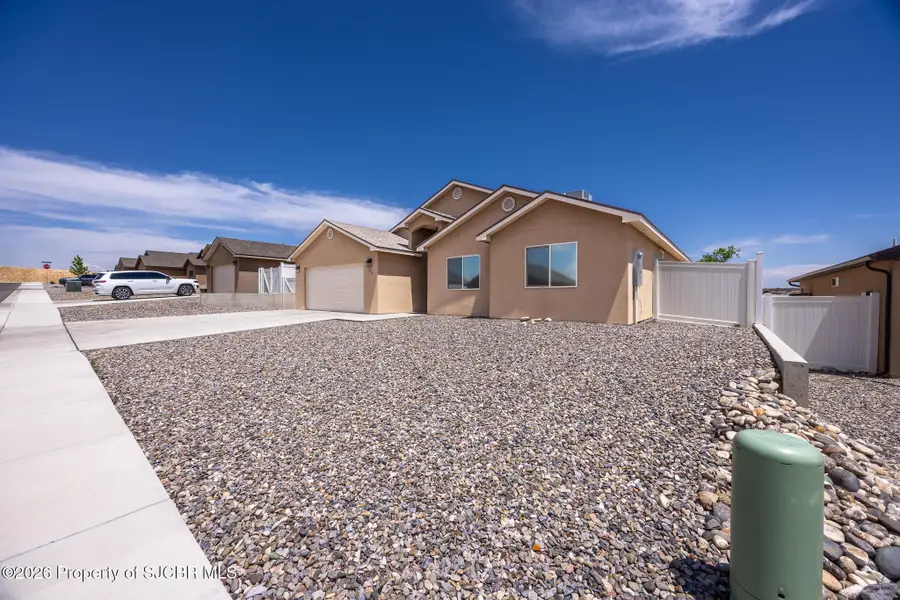 614 Sophia Street, Farmington, NM 87401 - #2