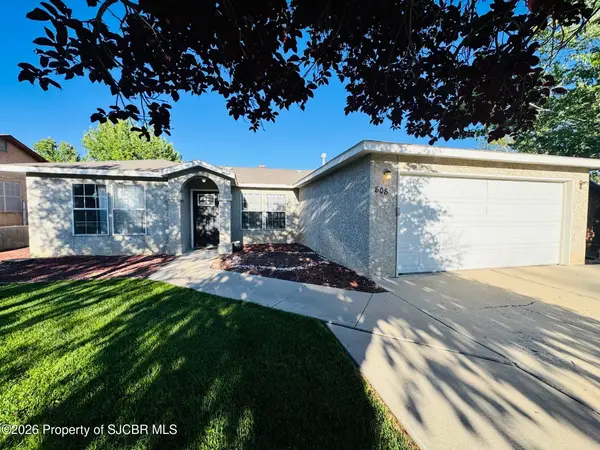 808 Saguaro Street, Bloomfield, NM 87413