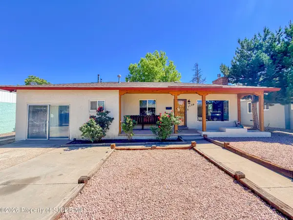 1129 N Laguna Avenue, Farmington, NM 87401