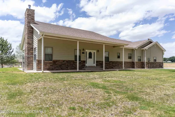 201 Mustang Lane, Bloomfield, NM 87413