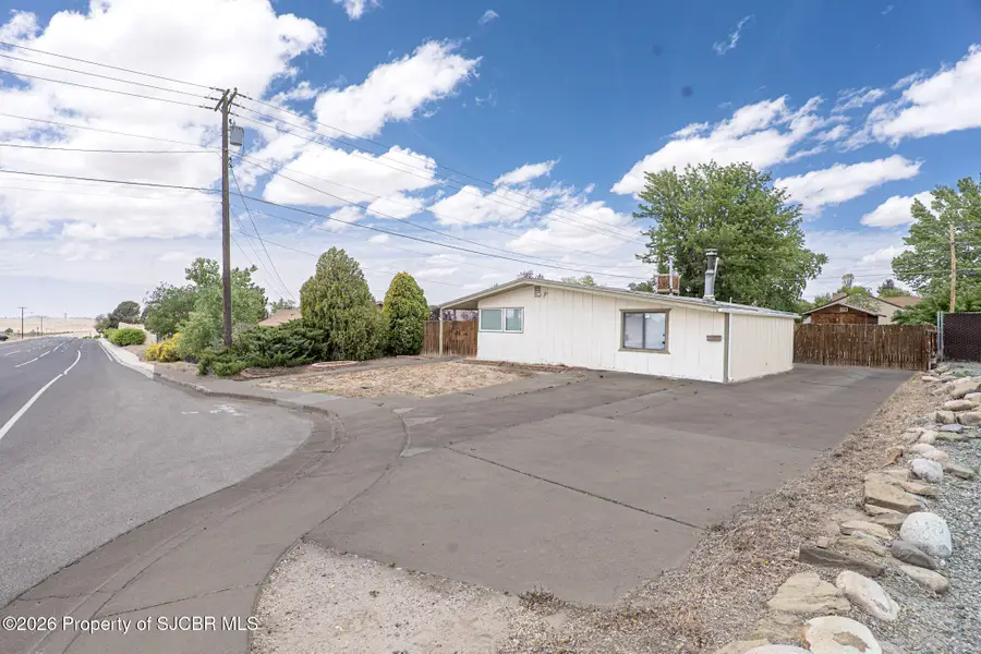 520 W 30th Street, Farmington, NM 87401 - #3