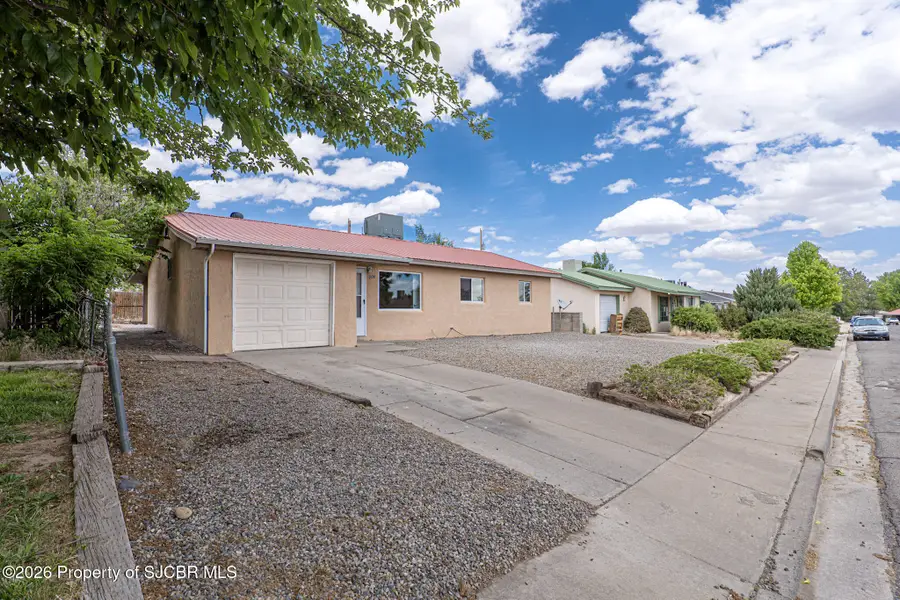 906 E 26th Street, Farmington, NM 87401 - #2