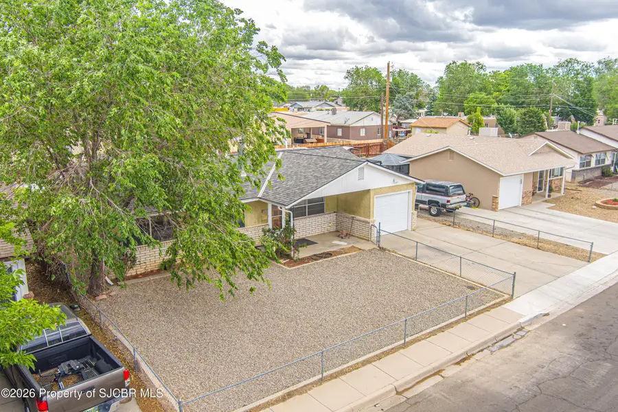 2104 E 11th Street, Farmington, NM 87401 - #2