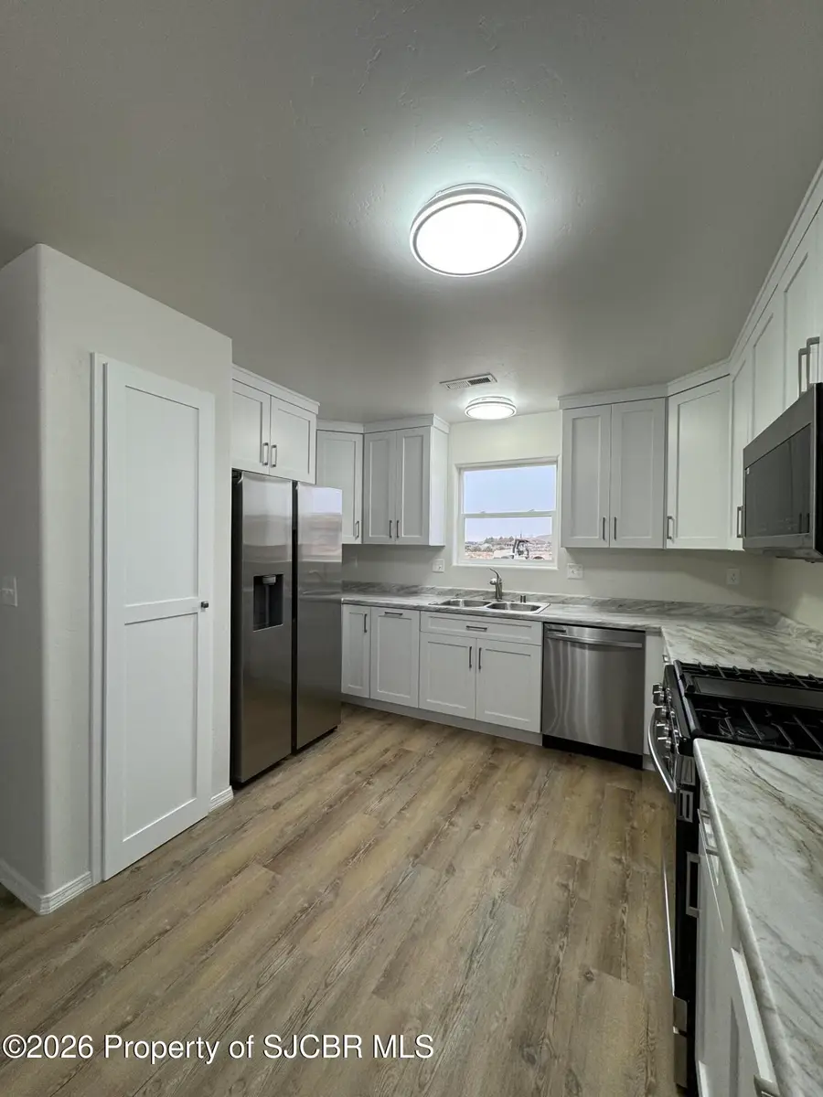 3601 Tinker Drive, Aztec, NM 87410 - #3
