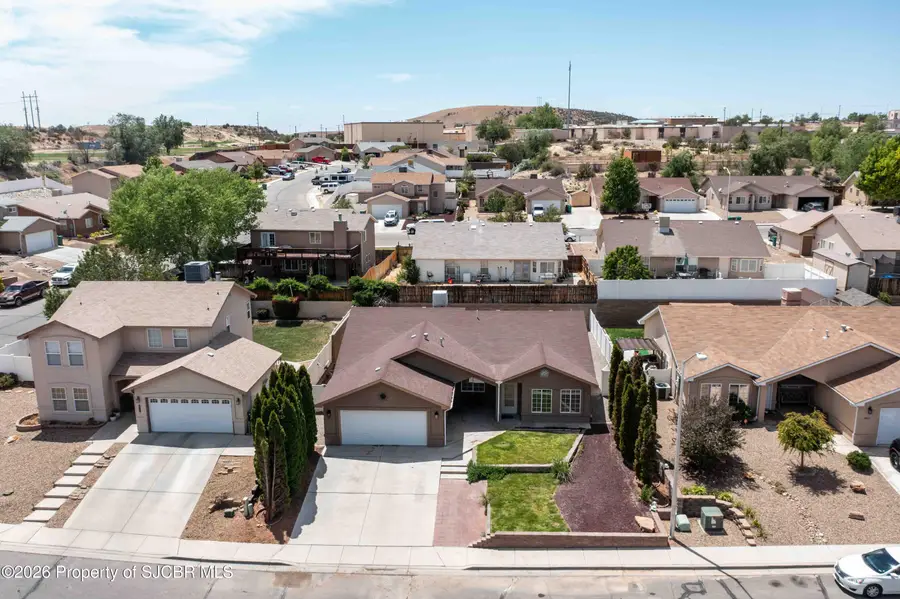 3831 Sherwood Street, Farmington, NM 87402 - #3