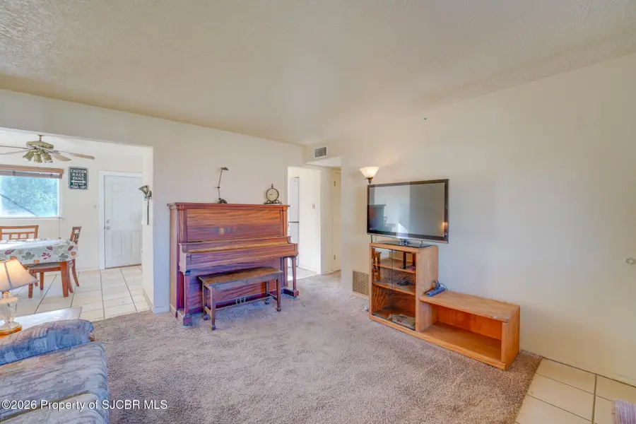 3902 Sierra Vista Drive, Farmington, NM 87402 - #3