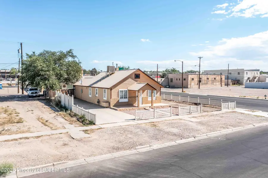 502 W Animas Street, Farmington, NM 87401 - #2