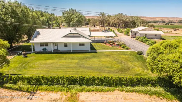 3621 Us 64, Waterflow, NM 87421