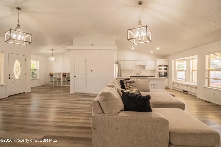 5005 Pinecroft, Farmington, NM 87402 - #3
